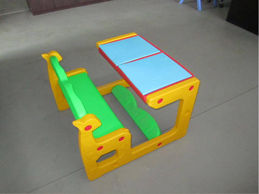 儿童桌椅（完成）